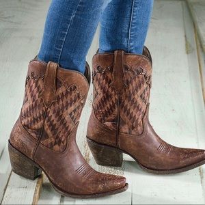 Snip Toe Leather Boots Purchased from Boot Barn Comfortable